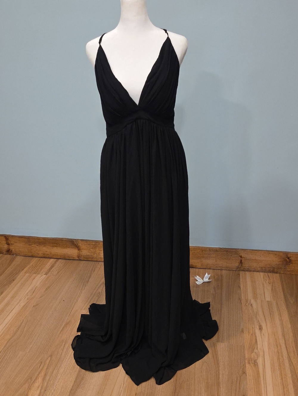 Flowy Black Backless Long Dress L